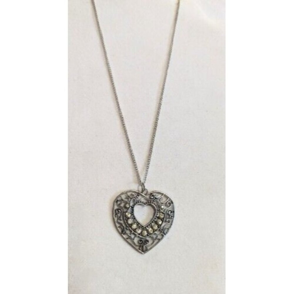 Vintage Style Silver Tone Filigree Web Open Heart Pendant Chain Necklace 18"